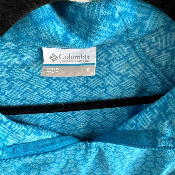 Columbia Blue Quarter-Zip Sweatshirt – Subtle Pattern | Size Small - Picture 3 of 4